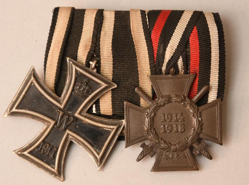 GERMAN WWI IRON CROSS MEDAL PAIR.