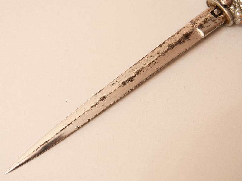 AUSTRIAN WWII 1935 AIR FORCE OFFICERS DAGGER.