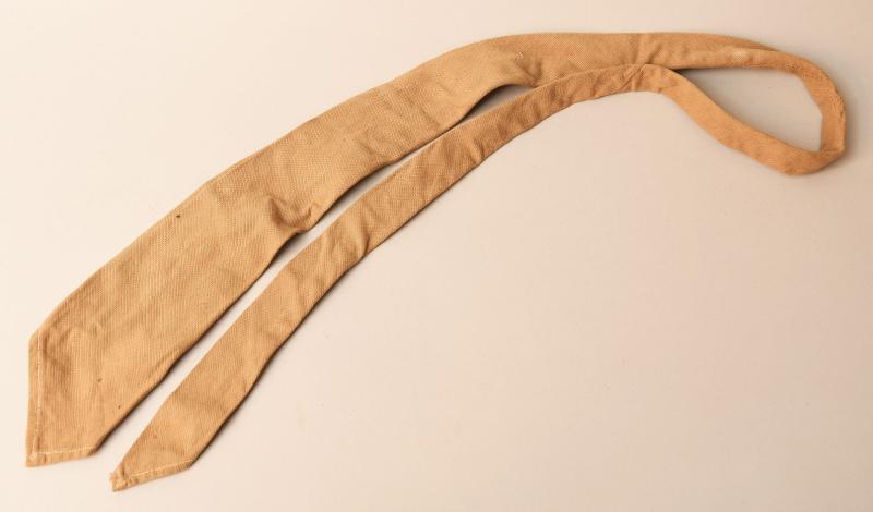 BRITISH WWII OFFICERS TIE.