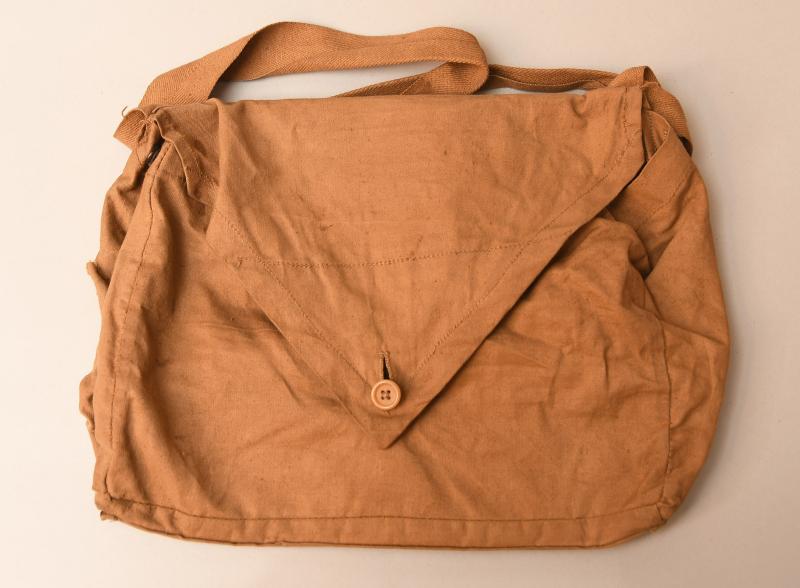 BRITISH WWII LOCAL DEFENCE VOLUNTEERS HAVERSACK.