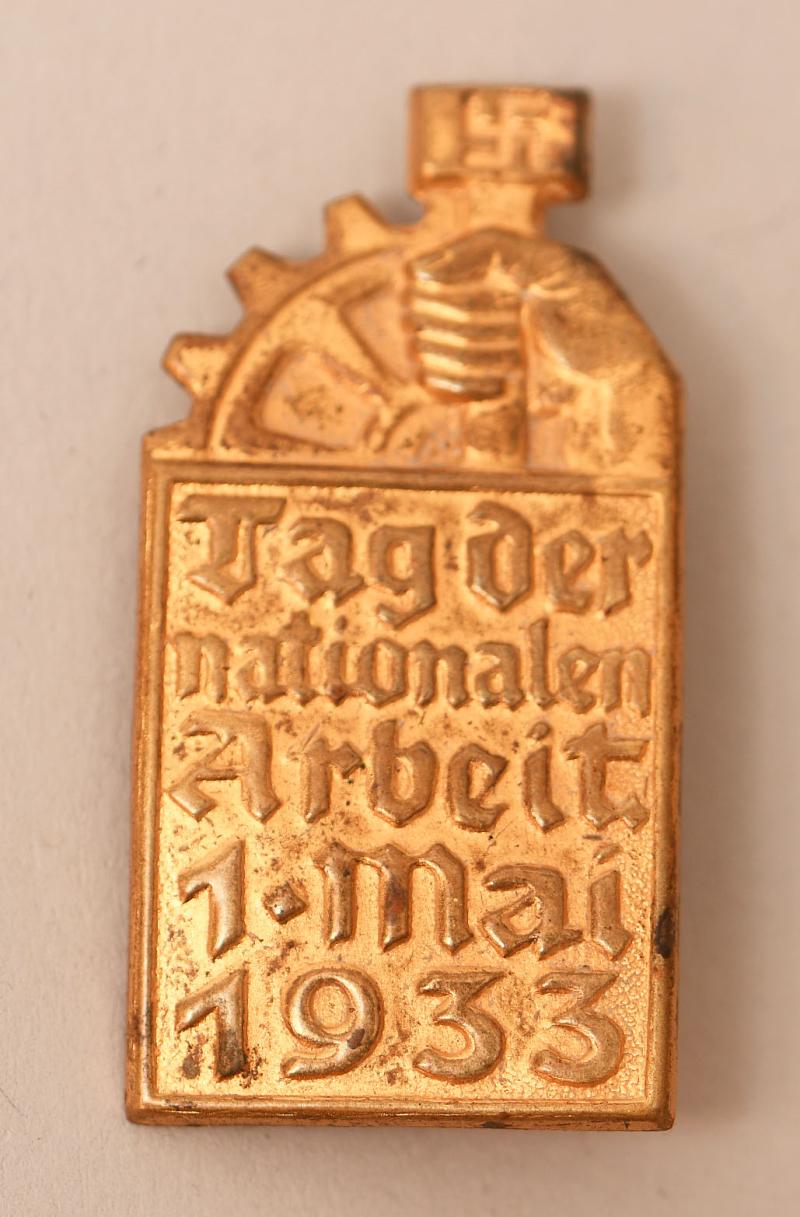 GERMAN WWII NSBO TINNY.