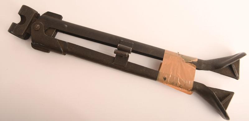 GERMAN WWII MG42 BIPOD