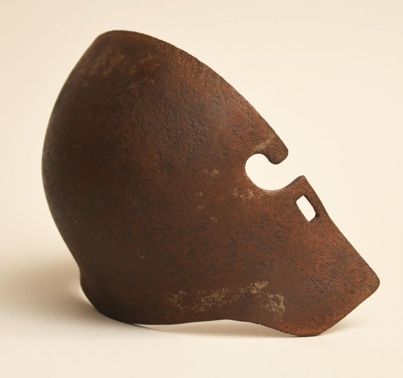 GERMAN WWI M16 HELMET ARMOURED  FRONT PLATE.