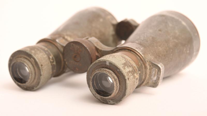 GERMAN WWI ISSUE BINOCULARS 1908.