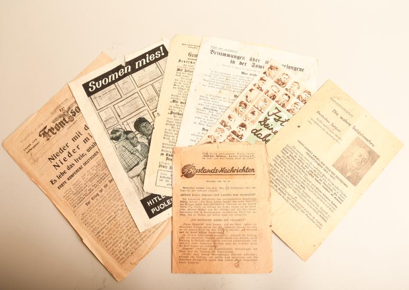 RUSSIAN WWII PROPAGANDA LEAFLETS.