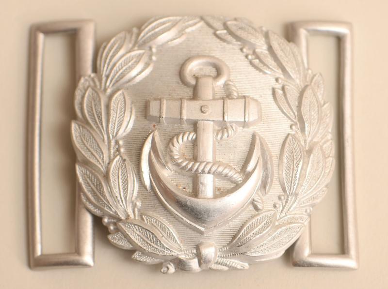 GERMAN WWII KRIEGSMARINE ADMINISTRATION OFFICERS BELT BUCKLE.