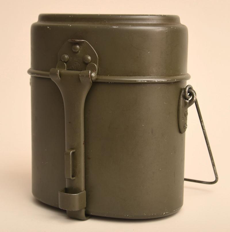 GERMAN WWII EARLY WAFFEN SS VT MESS TIN.