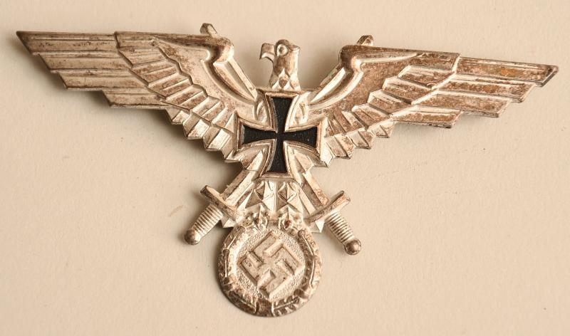 GERMAN WWII OLD COMRADES ASSOCIATION BREAST EAGLE.