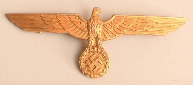 GERMAN WWII KRIEGSMARINE OFFICERS REMOVABLE BREAST EAGLE.