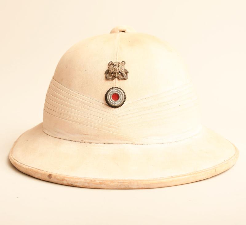 IMPERIAL GERMAN COLONIAL NAVAL ADMINISTRATION HELMET.