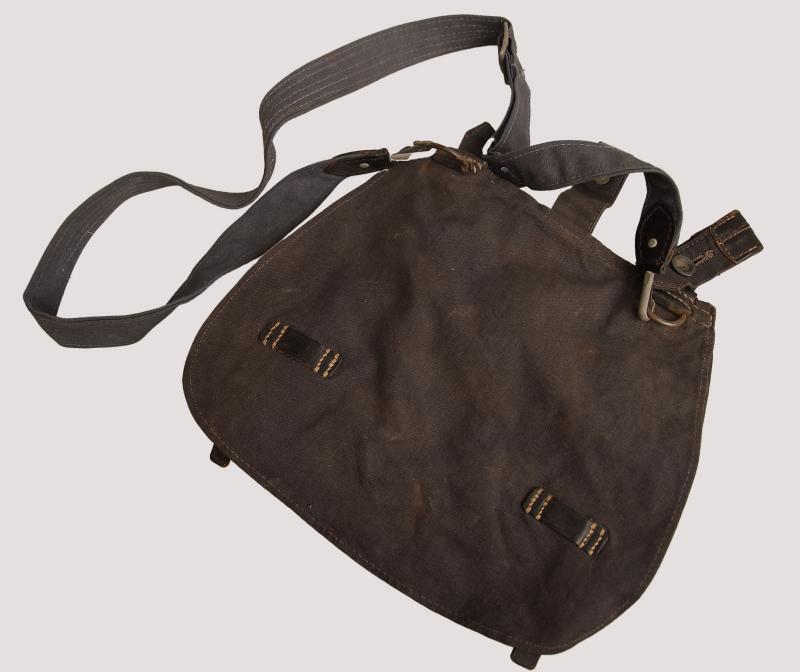 GERMAN WWII LUFTWAFFE BREAD BAG.