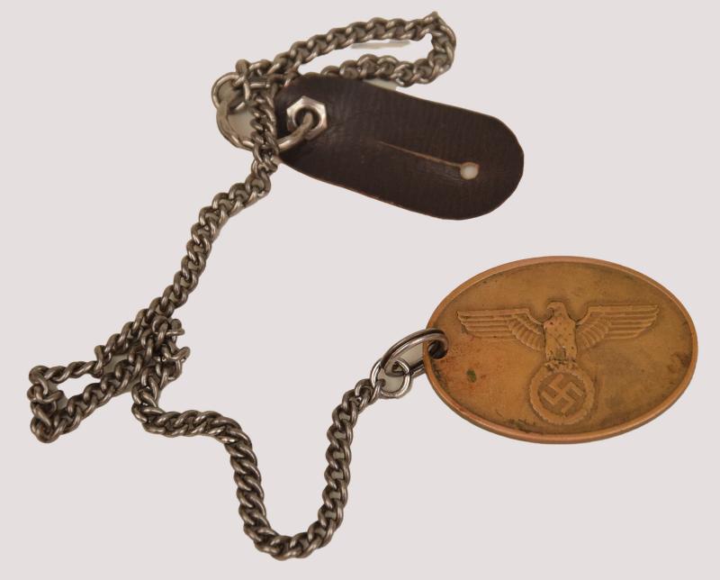 GERMAN WWII STATE CRIMINAL POLICE IDENTIFICATION TAG.