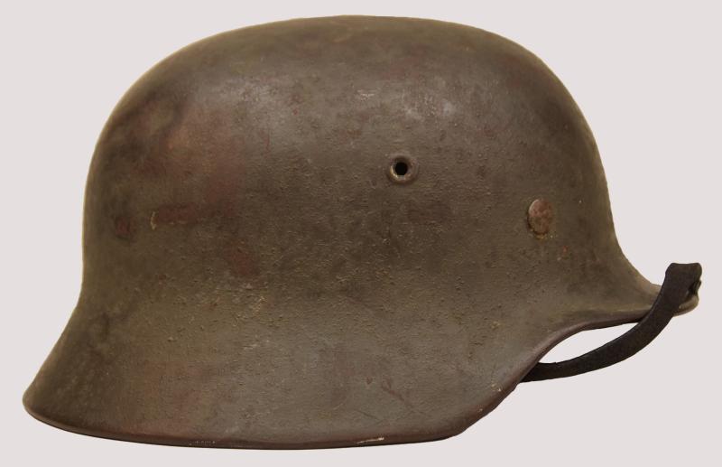 GERMAN WWII WOOD CHIP CAMOUFLAGE COMBAT HELMET. A