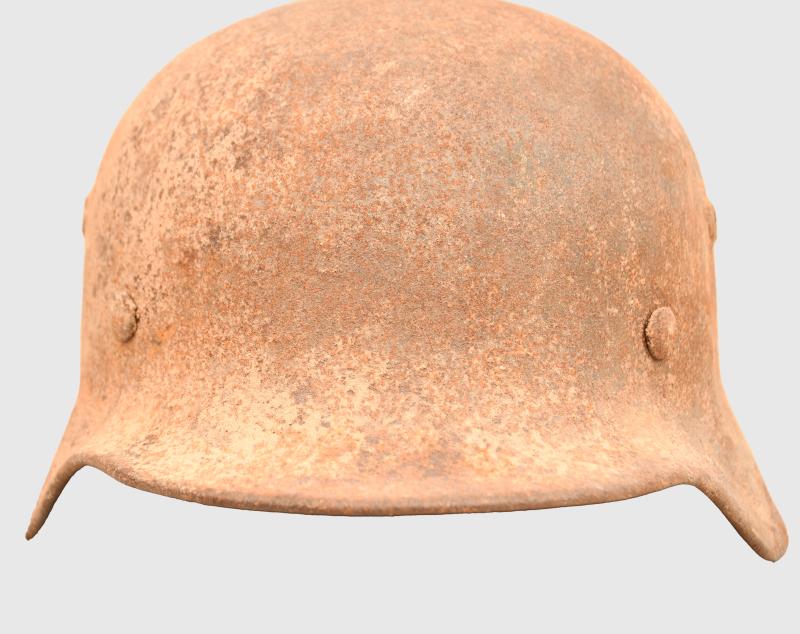 GERMAN WWII BARN FIND M.40  LUFTWAFFE COMBAT HELMET.
