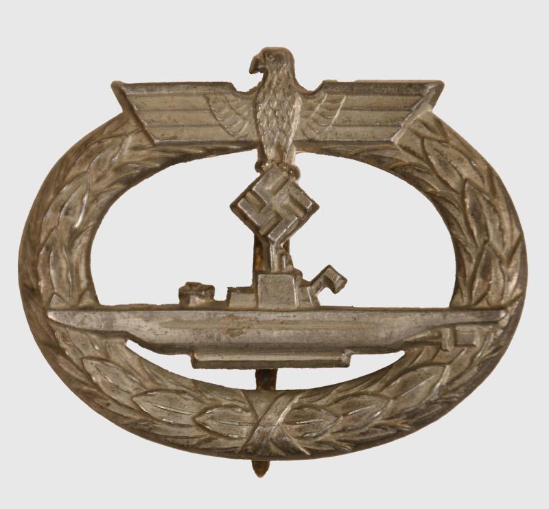 GERMAN WWII KRIEGSMARINE SUBMARINE SERVICE QUALIFICATION BADGE.