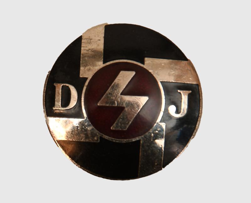 GERMAN WWII DJ MEMBERSHIP BADGE.