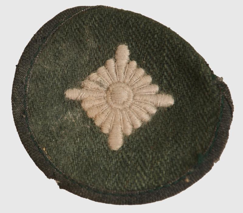 GERMAN WWII ARMY OBERSCHUTZ RANK PATCH.