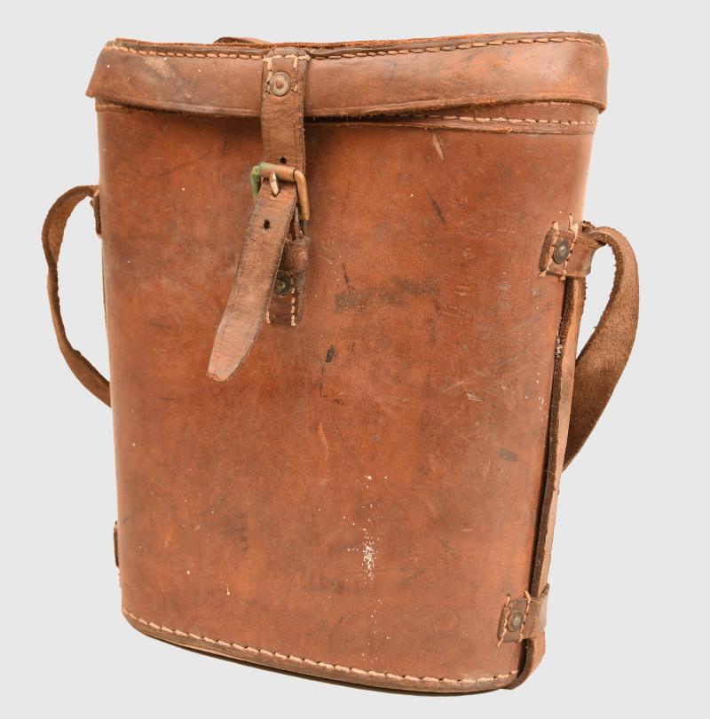 BRITISH WWII OFFICERS BINOCULAR CASE.