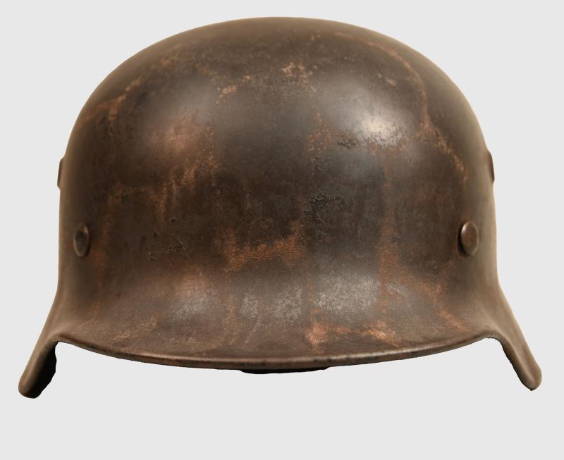 GERMAN WWII ARMY M.40  EX WIRE CRADLE COMBAT HELMET.
