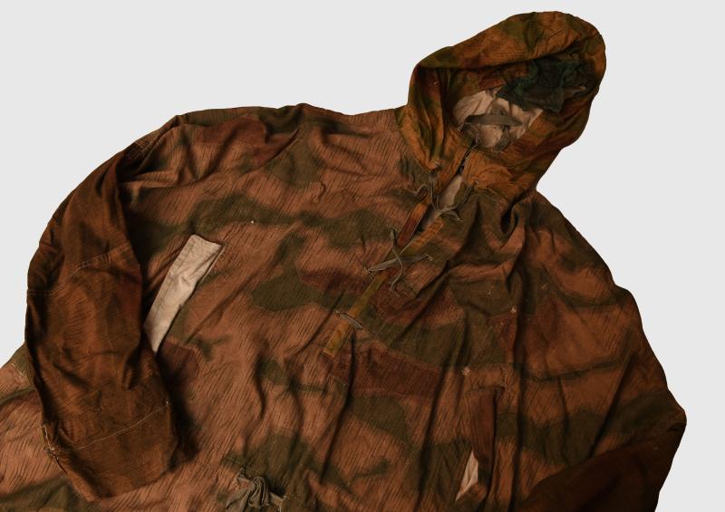 GERMAN WWII ARMY CAMOUFLAGE TAN AND WATER SNIPER SMOCK.