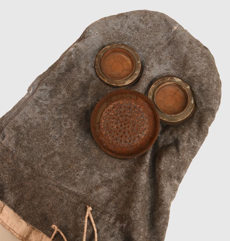 GERMAN WWI HOOD GAS MASK.
