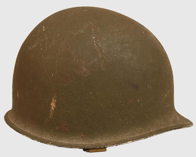 US WWII M1 COMBAT HELMET.