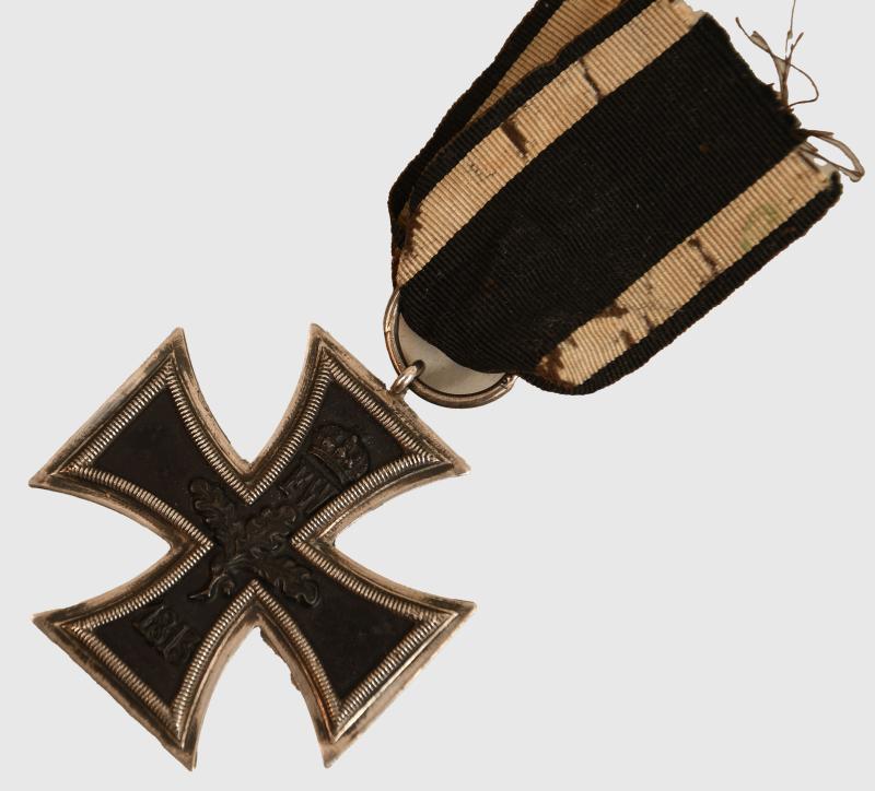 GERMAN WWI IRON CROSS SECOND CLASS UNUSUAL VARIANT.