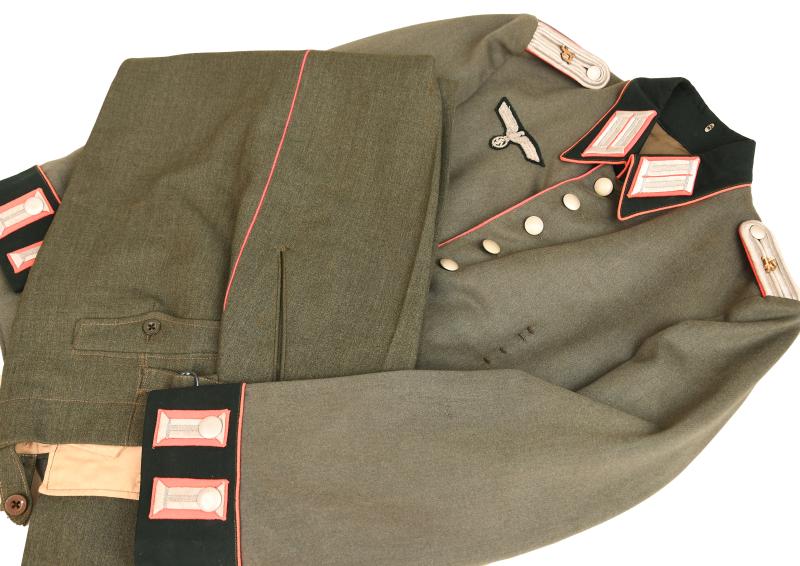 GERMAN WWII ARMY PANZER LEUTNANT’S PARADE COMPLETE TUNIC AND TROUSERS.