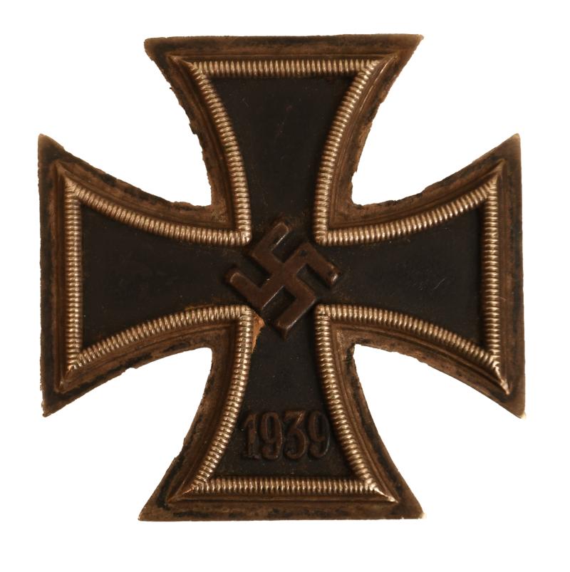 GERMAN WWII IRON CROSS 1ST CLASS.