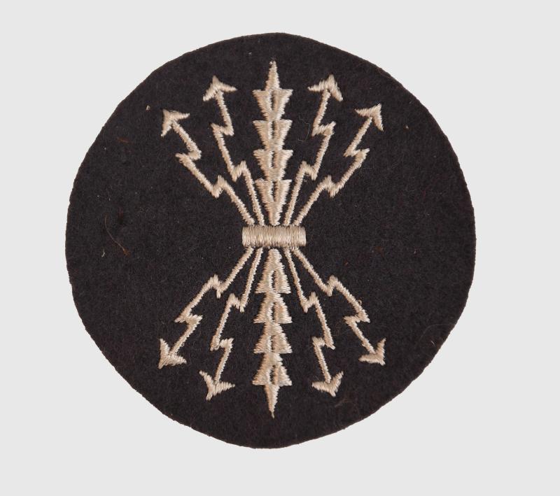 GERMAN WWII LUFTWAFFE QUALIFIED RADIO OPERATOR TRADE BADGE.