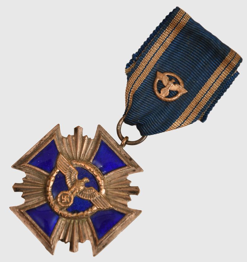 GERMAN WWII 15 YEAR LONG SERVICE MEDAL.