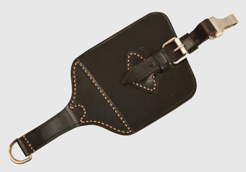 GERMAN WWII SS OR POLICE CAVALRY PATTERN SWORD HANGER.