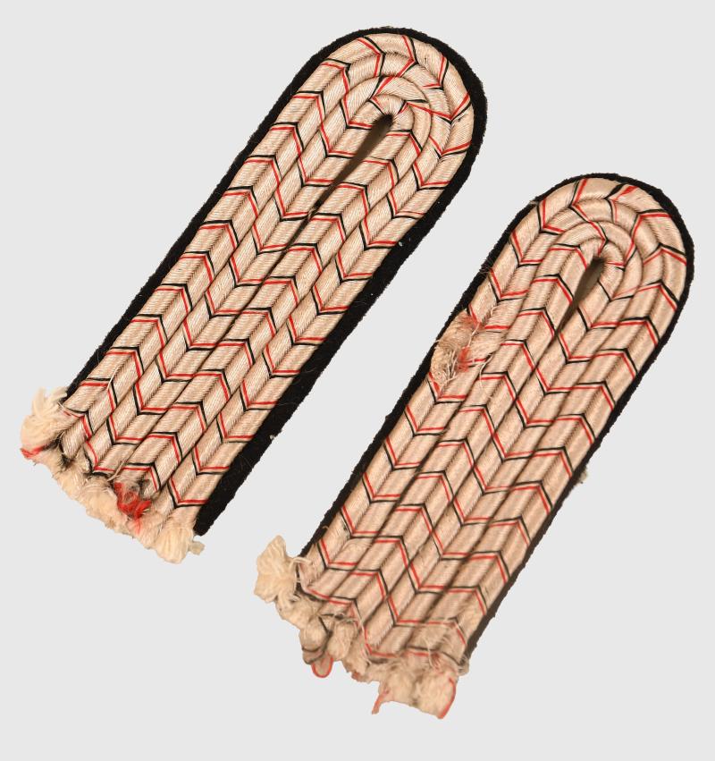 GERMAN WWII ARMY SONDERFUHRER SHOULDER BOARDS.