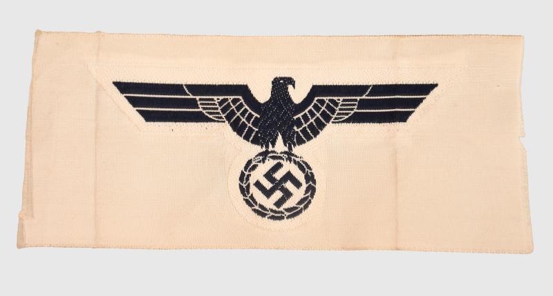 GERMAN WWII KRIEGSMARINE WHITE SUMMER TUNIC EAGLE.