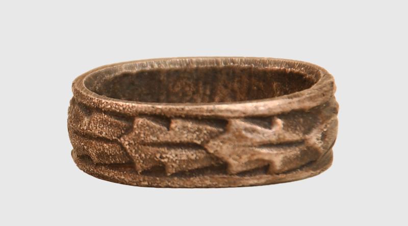GERMAN WWII  CUSTOMS  DAGGER OFFICERS LOWER  GRIP RING.