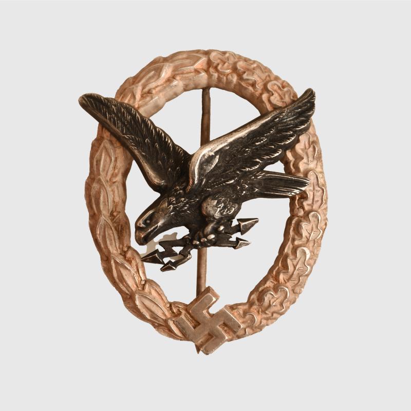 GERMAN WWII LUFTWAFFE RADIO OPERATOR/ AIR GUNNER BADGE.