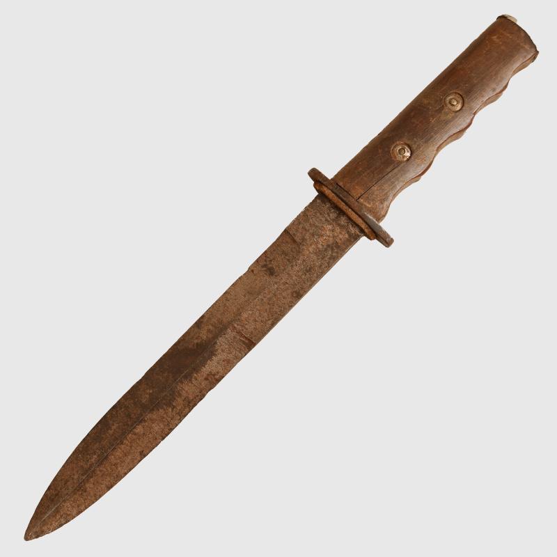 ITALIAN WWII MVSN DAGGER GRIP AND BLADE.
