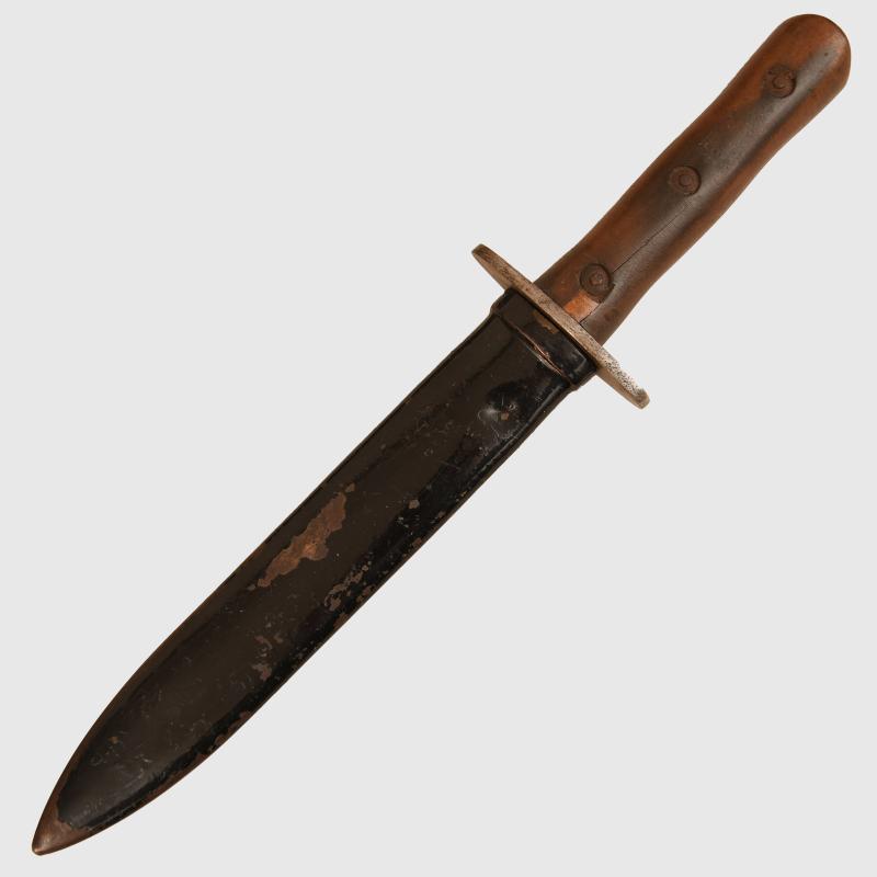 ITALIAN WWII M.39 FIGHTING KNIFE.