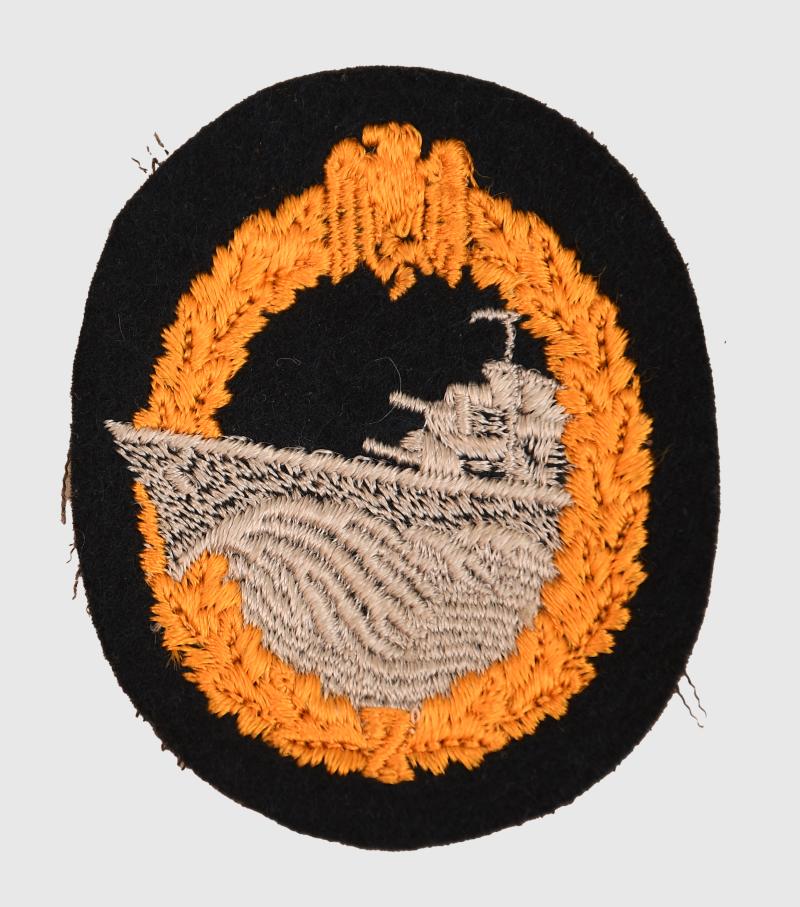 GERMAN WWII KRIEGSMARINE DESTROYER BADGE IN CLOTH.