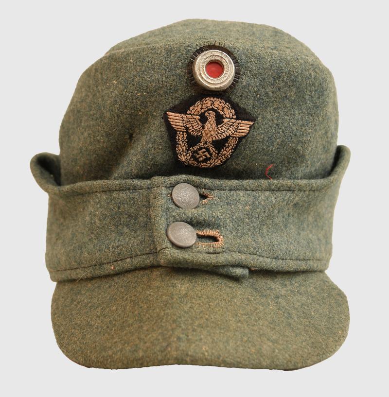 GERMAN WWII POLICE OFFICERS BERGMUTZE.