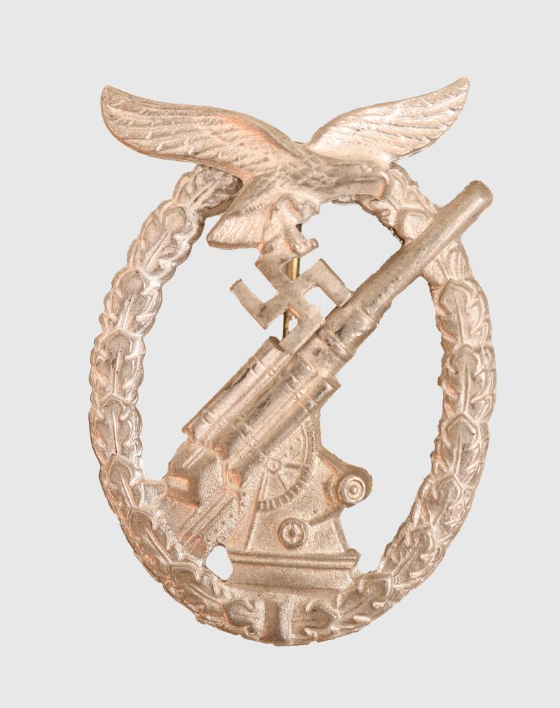GERMAN WWII LUFTWAFFE FLAK BADGE BY WH.