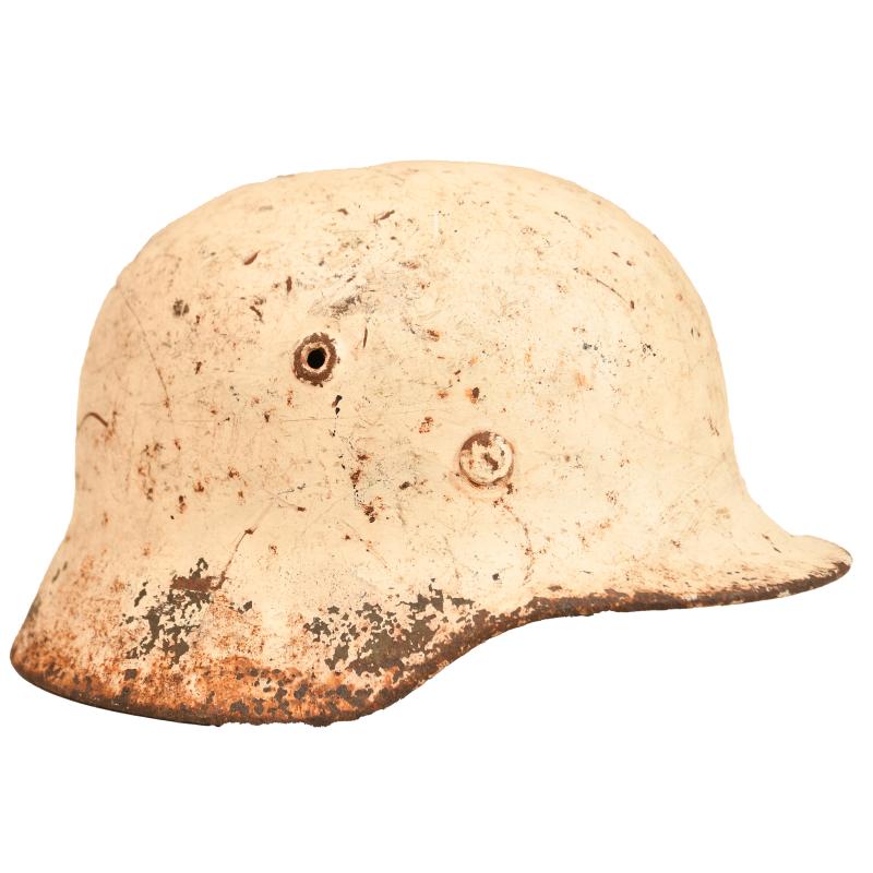 GERMAN WWII LUFTWAFFE M40 SNOW CAMOUFLAGE HELMET.