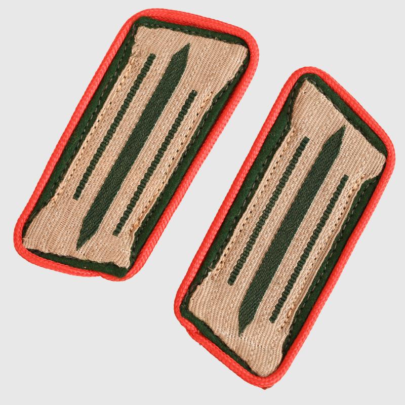 GERMAN WWII ARMY ASSAULT GUN COLLAR PATCHES.