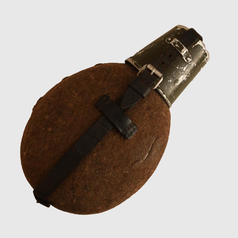 GERMAN WWII ARMED FORCES WATER BOTTLE.