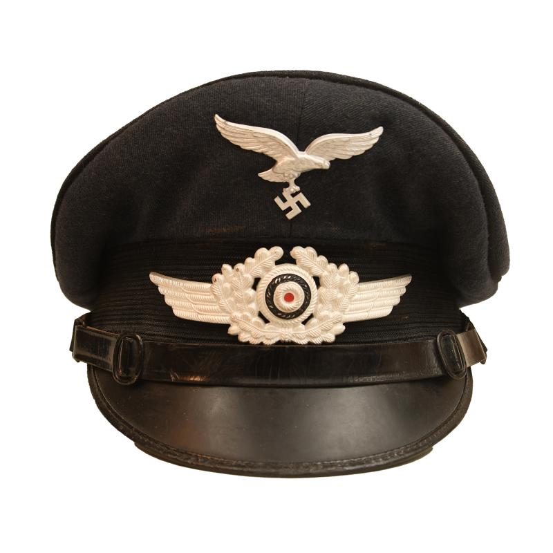GERMAN WWII LUFTWAFFE AIR MINISTRY SECTION VISOR CAP.