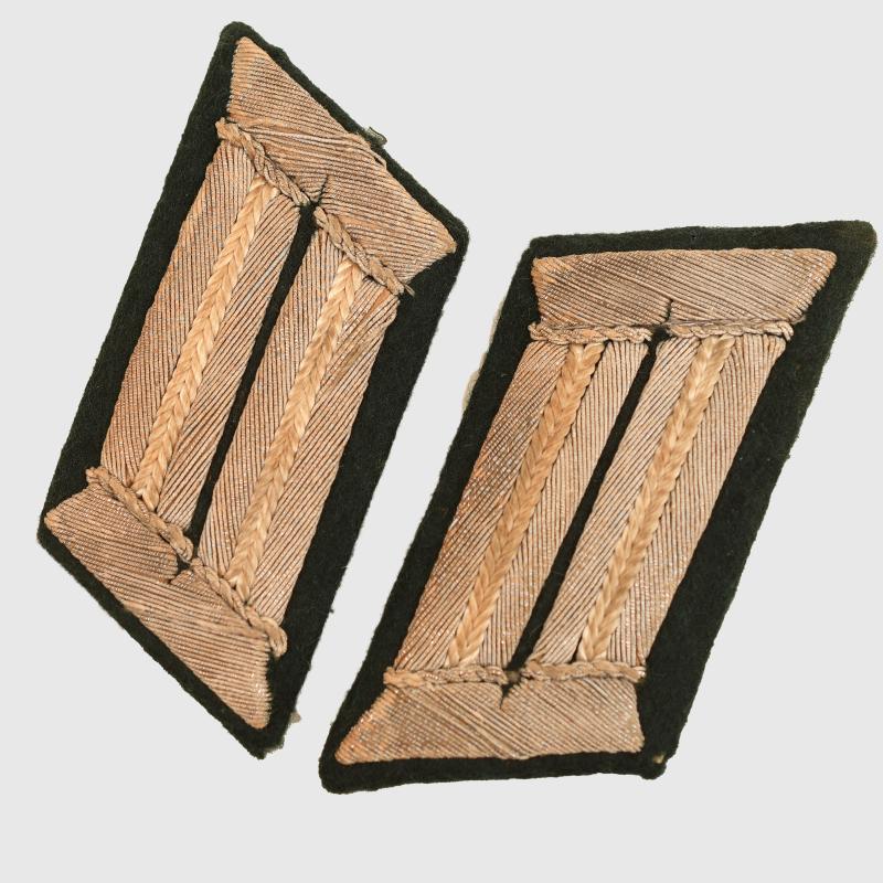 GERMAN WWII ARMY INFANTRY OFFICERS COLLAR PATCHES.