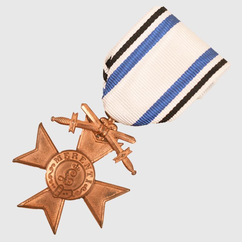 GERMAN WWI BAVARIAN MILITARY SERVICE CROSS WITH SWORDS,  3RD CLASS IN BRONZE.