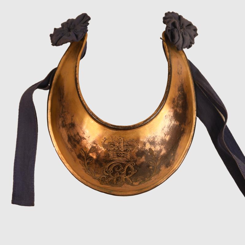 ENGLISH GEORGIAN PERIOD OFFICERS GORGET.