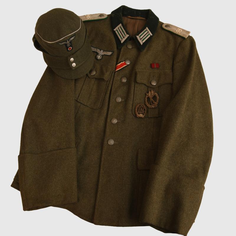 GERMAN WWII MOUNTAIN TROOP OFFICERS UNIFORM, IDENTIFIED.