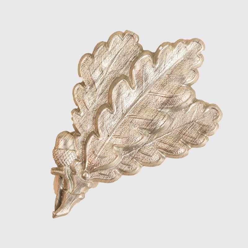 GERMAN WWII JAGER CAP BADGE.